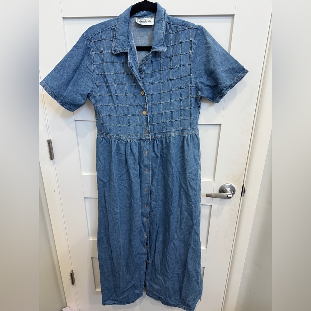 Chic Blue Denim Midi Dress by Alexandra Lee